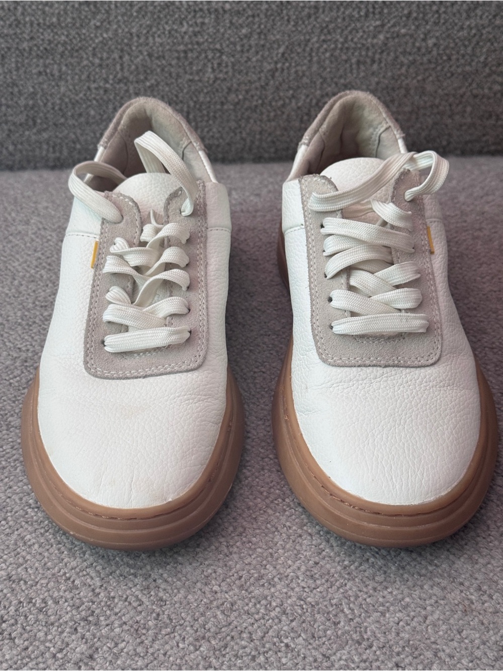 Casca Avro Women’s White Leather Sneakers with Gum Outsole US6.5